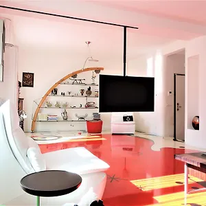  Apartamento Miro' Holiday Attic Italia